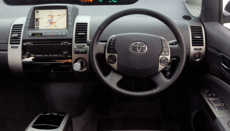 Toyota Prius от 2016