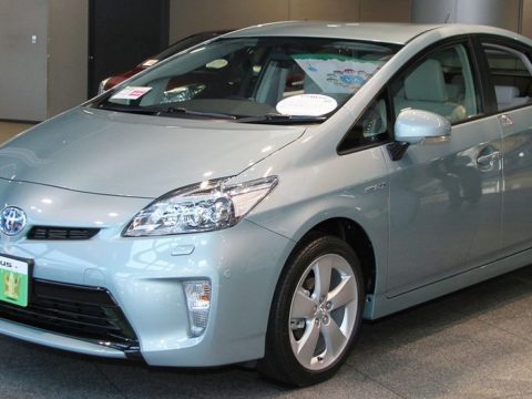 Toyota Prius от 2016